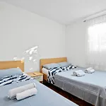Cozy In Zaboric-brodarica