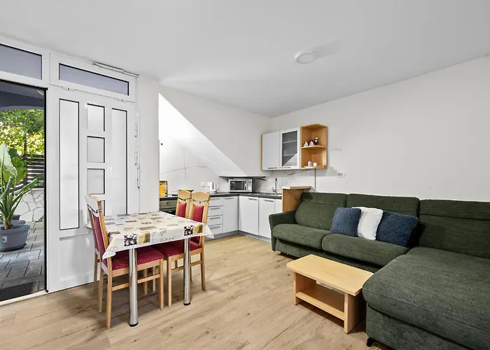 Cozy In Zaboric-brodarica