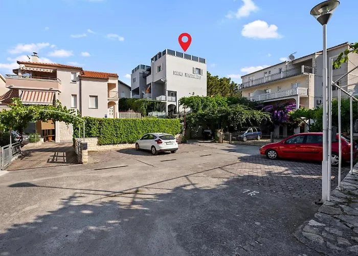 Apartment Cozy In Zaboric-brodarica